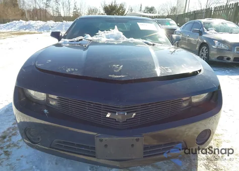 2013 Chevrolet Camaro 2Ls from USA, damaged, VIN 2G1FA1E35D9121109